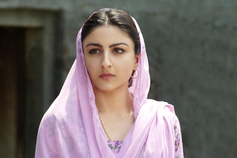 31st October is an upcoming Bollywood film written and produced by Harry Sachdeva and directed by National Award Winner, Shivaji Lotan Patil. Vir Das and Soha Ali Khan in the lead role. 31st October,bollywood movie 31st October,Vir Das,Soha Ali Khan,Vir Das and Soha Ali Khan,31st October Movie Stills,31st October Movie pics,31st October Movie images,31st October Movie photos,31st October Movie pictures