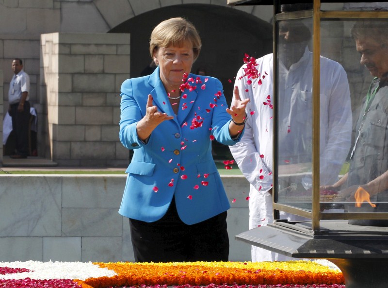 PM Narendra Modi recently met German Chancellor Angela Merkel, who arrived at New Delhi on Sunday night for a three day visit. Angela Merkel,Narendra Modi,Angela Merkel meets PM Narendra Modi,German Chancellor Angela Merkel,Modi,Angela Merkel meets modi,Mahatma Gandhi memorial,Angela Merkel at Mahatma Gandhi memorial