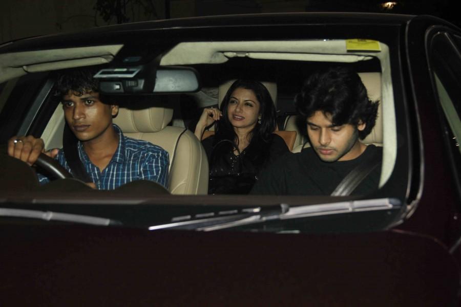 Jazbaa team held a special screening of their upcoming movie. Shahid Kapoor's brother Ishaan, Bhagyashree's son Abhimanyu and others graced the special screening. Jazbaa,Jazbaa Special screening,Aishwarya Rai,Shahid Kapoor's brother Ishaan,Ishaan,Bhagyashree,Irrfan
