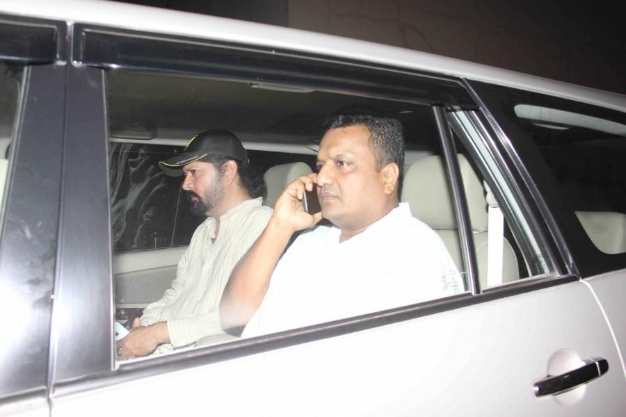 Jazbaa team held a special screening of their upcoming movie. Shahid Kapoor's brother Ishaan, Bhagyashree's son Abhimanyu and others graced the special screening. Jazbaa,Jazbaa Special screening,Aishwarya Rai,Shahid Kapoor's brother Ishaan,Ishaan,Bhagyashree,Irrfan