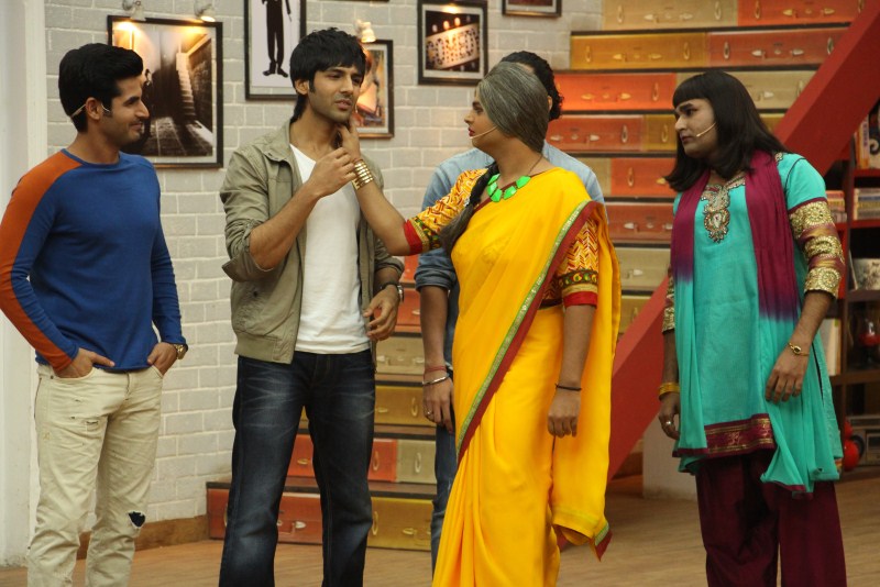 Actors Kartik Aaryan, Omkar Kapoor, Sunny Singh Nushrat Bharucha, Sonalli Sehgall and Ishita are all set to promote their upcoming movie Pyaar Ka Punchnama 2 on Life OK’s Comedy Classes this Friday. Actors recently shot a special episode of Comedy Classes. Pyaar Ka Punchnama 2,Life OK's Comedy Classes,Kartik Aaryan,Omkar Kapoor,Sunny Singh Nushrat Bharucha,Sonalli Sehgall,Ishita