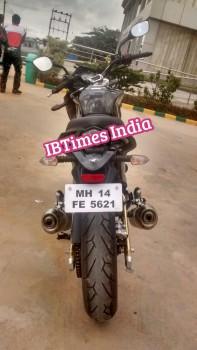 Mahindra Mojo will come with LED daytime-running lights, new fuel tank, Pirelli Sport Demon tyres mounted on Y-spoke black alloy wheels and LED tail light.