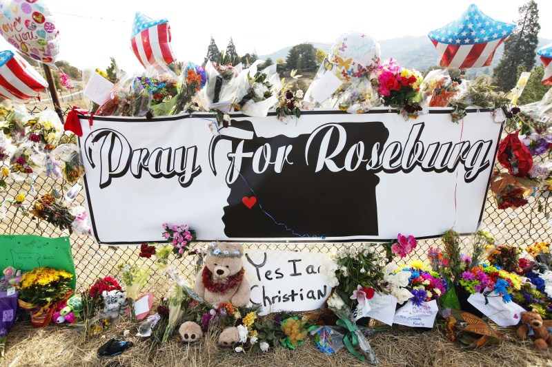 Funeral services begin for the victims of a mass shooting at Umpqua Community College in Roseburg, Oregon. Oregon,Nation begins Mourning,Funeral,mass shooting at Umpqua Community College,Umpqua Community College,Roseburg