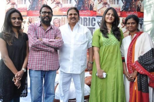South Indian actress Anushka Shetty, director Guna Sekhar and Dasari attend Rudhramadevi press meet which held in Hyderabad.