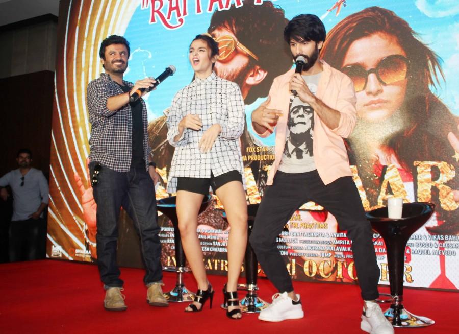 The new song of Alia Bhatt and Shahid Kapoor starer movie Raita Phail Gaya,Shahid Kapoor,Alia Bhatt,Shahid Kapoor and Alia Bhatt,Shaandaar new song Raita Phail Gaya,Shaandaar,Raita Phail Gaya song launch