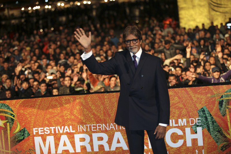 Robert Downey Jr, Jackie Chan, Amitabh Bachchan, Salman Khan, Akshay Kumar and Other highest paid actors in the world. Highest paid actors in the world,highest paid actors in the world 2015,Robert Downey,Jackie Chan,Amitabh Bachchan,Salman Khan,Akshay Kumar,Forbes,Robert Downey Jr.