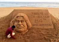 Popular sand artist Sudarsan Pattnaik has created a sand sculpture of former president APJ Abdul Kalam on Puri beach on the eve of his 84th birth anniversary.