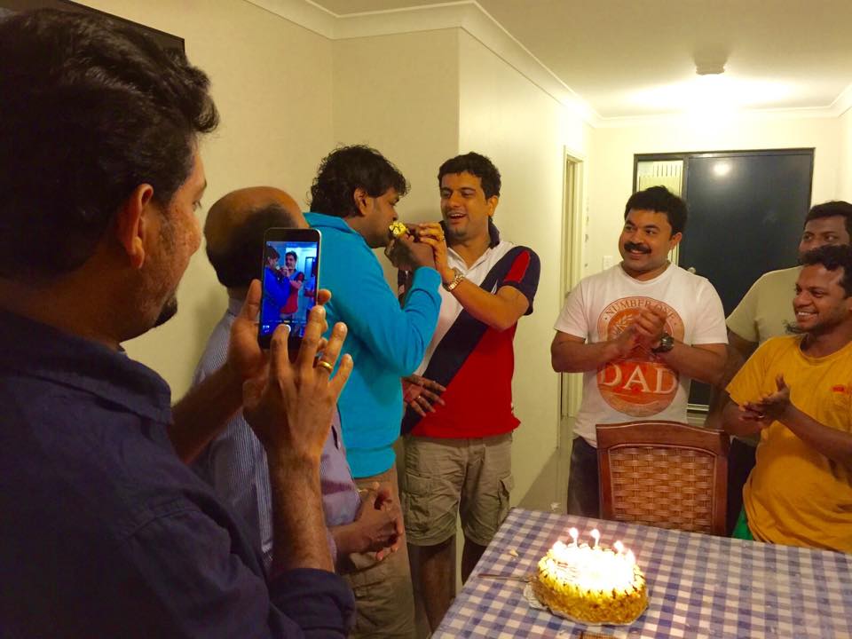 'Badai Bungalow' team celebrated the birthday of Saju aka Pashanam Shaji recently. Badai Bungalow,Badai Bungalow saju,Pashanam shaji,Ramesh pisharody,Badai Bungalow fame