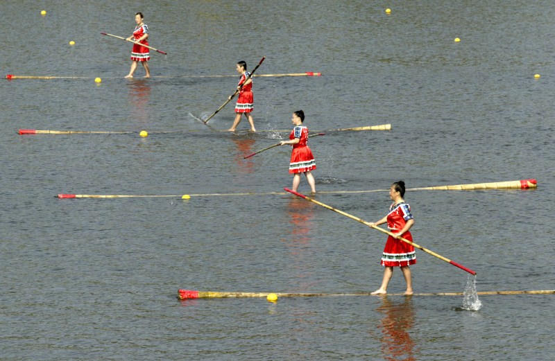 A look at traditional games from around the world.. Traditional games around the world,Traditional games,games around the world,games,10 Fun Games from Around the World,Fun Games from Around the World,Fun Games,Fun Games Around the World
