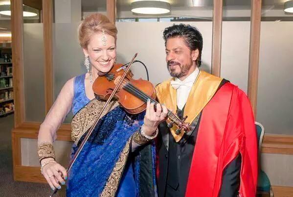 Bollywood Superstar Shah Rukh Khan receives doctorate from the University of Edinburgh. Shah Rukh Khan,Shahrukh Khan,SRK,Shah Rukh Khan receives doctorate,University of Edinburgh,second doctorate for SRk