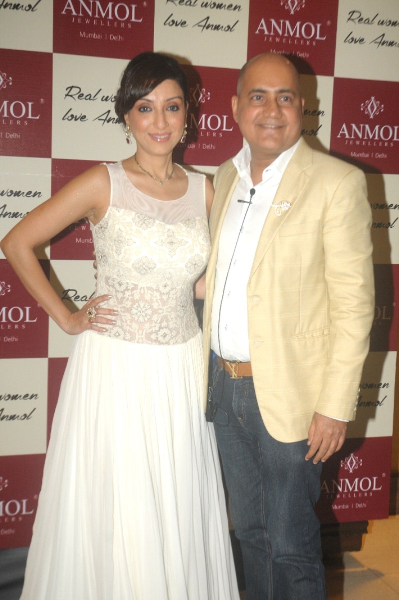 Anmol Jewellers, a premium designer luxury Jewellery brand, launched their latest ad campaign Anmol Jewellers,Anmol Jewellers' new ad campaign,Pakkhi Pahuja,Anusha Mani,Madhurima Nigam,Mr Ishu Datwani,Trisha Chhabra,Neelam Roy,Ankura Patel