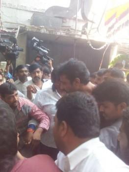 Kannada Actor Challenging Star Darshan visits Annamma Temple on Friday (October 16th) in Gandhinagar and took the blessings of the Goddess Annamma for his Grand success of 'Mr Airavata' Movie.