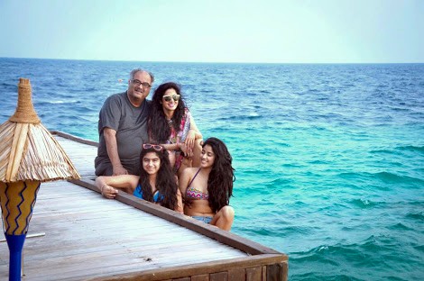 Boney Kapoor and Sridevi's daughter Jhanvi Kapoor is all set to make her entry to entertainment industry soon. Jhanvi Kapoor,Jhanvi Kapoor unseen photos,Jhanvi Kapoor hot photos,Jhanvi Kapoor rare photos,sridevi daughter new photos,sridevi boney kapoor