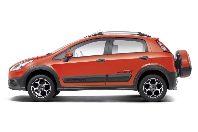 Fiat Abarth India portfolio grows to three cars with new launches Fiat Punto Abarth,Fiat Abarth Avventura,Fiat Abarth Punto Avventura Picture gallery,Abarth Punto pictures,Abarth Punto evo images,Fiat India