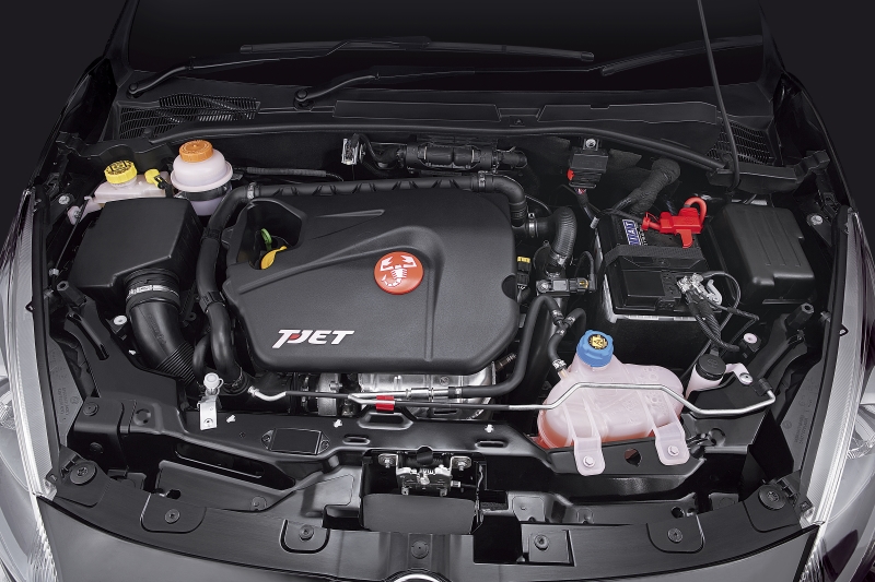 Fiat Abarth India portfolio grows to three cars with new launches Fiat Punto Abarth,Fiat Abarth Avventura,Fiat Abarth Punto Avventura Picture gallery,Abarth Punto pictures,Abarth Punto evo images,Fiat India