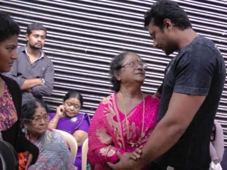 Noted film maker Kikkeri Shamanna Lakshminarayana Swamy (KSL Swamy) popularly know Ravee died on Tuesday. He was 77. Darshan, Siddaramaiah  and Others pay Homage to KSL Swamy