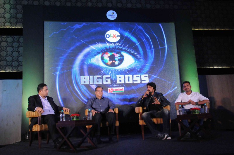 Superstar Sudeep, the host of Season 3, addressed the press conference along with the top management. Sudeep,Bigg Boss Season 3,Bigg Boss Season 3 Press Meet,Bigg Boss Season 3 Press Meet pics,Bigg Boss Season 3 Press Meet images,Bigg Boss Season 3 Press Meet photos,Bigg Boss Season 3 Press Meet pictures,kicha sudeep
