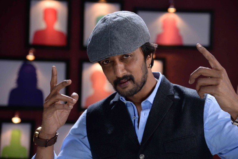 Superstar Sudeep, the host of Season 3, addressed the press conference along with the top management. Sudeep,Bigg Boss Season 3,Bigg Boss Season 3 Press Meet,Bigg Boss Season 3 Press Meet pics,Bigg Boss Season 3 Press Meet images,Bigg Boss Season 3 Press Meet photos,Bigg Boss Season 3 Press Meet pictures,kicha sudeep