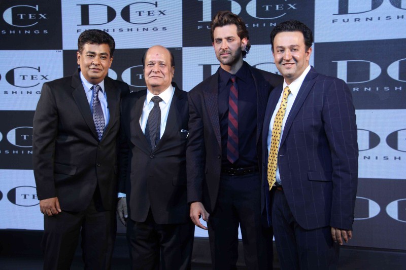 Bollywood actor Hrithik Roshan and Rohit Roy at the Launch Of Dctex Furnishing's 'Dream Runner' Collection. Hrithik Roshan,actor Hrithik Roshan,Rohit Roy,Dctex new furnish,Hrithik Roshan launches Dctex new furnish,Dream Runner