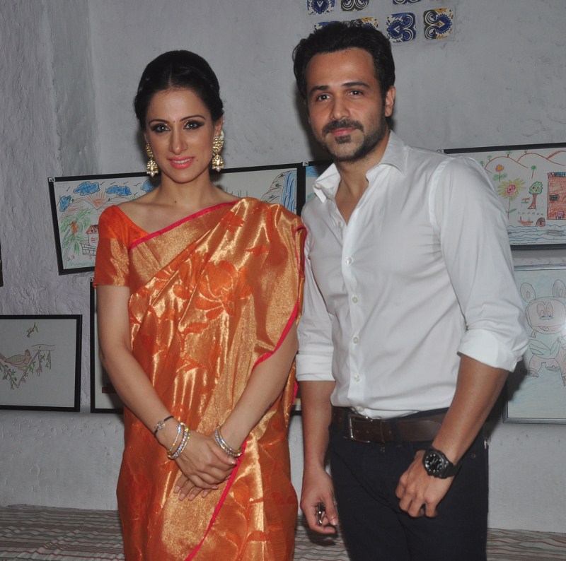 Bollywood Actress Sushmita Sen, Emraan Hashmi, Zayed Khan, Smita Thackeray, Aaditya Thackeray and others at the Rouble Nagi Art Foundation show by underprivileged kids at Olive Bar & Kitchen. Sushmita Sen,Emraan Hashmi,Zayed Khan,Rouble Nagi Art Foundation show by underprivileged kids at Olive Bar & Kitchen,Rouble Nagi Art Foundation show,Smita Thackeray,Aaditya Thackeray