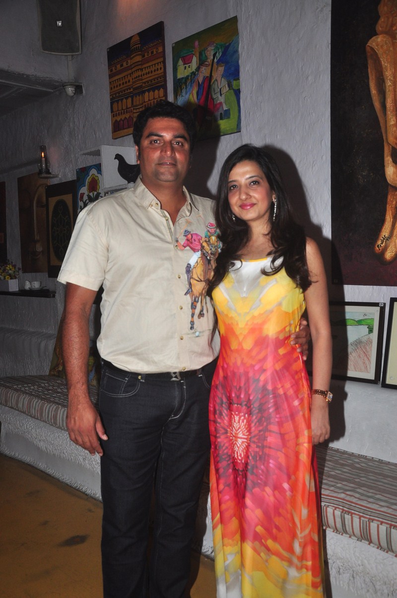 Bollywood Actress Sushmita Sen, Emraan Hashmi, Zayed Khan, Smita Thackeray, Aaditya Thackeray and others at the Rouble Nagi Art Foundation show by underprivileged kids at Olive Bar & Kitchen. Sushmita Sen,Emraan Hashmi,Zayed Khan,Rouble Nagi Art Foundation show by underprivileged kids at Olive Bar & Kitchen,Rouble Nagi Art Foundation show,Smita Thackeray,Aaditya Thackeray