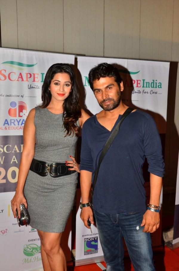 Esha Gupta, Lisa Ray At Medscapeindia Awards 2015 - Photos,images 