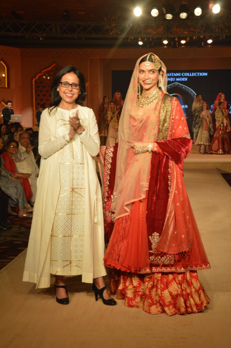Bollywood actress Deepika Padukone walks the ramp at the Blenders Pride Fashion Tour 2015. Deepika Padukone,Deepika Padukone walks the ramp at the Blenders Pride Fashion Tour 2015,Deepika Padukone at the Blenders Pride Fashion Tour 2015,Blenders Pride Fashion Tour 2015,Blenders Pride Fashion Tour,Deepika Padukone latest pics,Deepika Padukone la