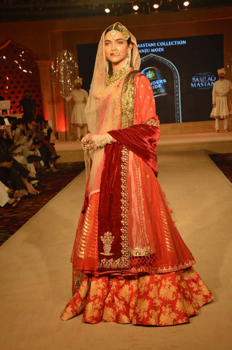 Bollywood actress Deepika Padukone walks the ramp at the Blenders Pride Fashion Tour 2015. Deepika Padukone,Deepika Padukone walks the ramp at the Blenders Pride Fashion Tour 2015,Deepika Padukone at the Blenders Pride Fashion Tour 2015,Blenders Pride Fashion Tour 2015,Blenders Pride Fashion Tour,Deepika Padukone latest pics,Deepika Padukone la