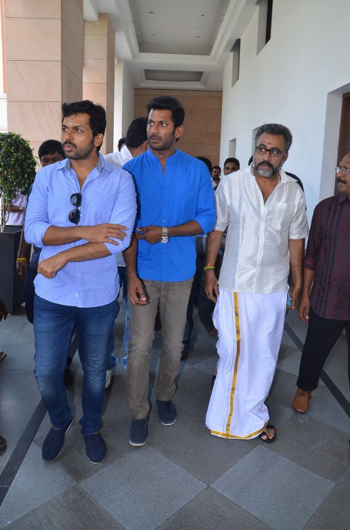 Nadigar Sangam Elections 2015 winning Team Pandavar Ani Thanks Meet,Nadigar Sangam Elections,Nadigar Sangam Elections 2015,Nassar,Vishal,Karthi,Mohan,KS Ravikumar