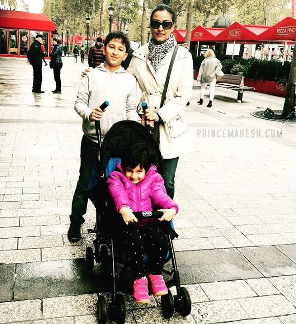 Prince Mahesh Babu, who wrapped up the second schedule of Telugu film Mahesh Babu,Mahesh Babu in Paris,Namrata Shirodkar,Sitara,Gautham,Mahesh Babu family holiday in Paris,Mahesh Babu's family holiday in Paris,Mahesh Babu holiday in Paris,Brahmotsavam