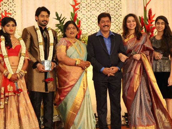 Kannada actor Puneeth Rajkumar, Jayanthi, Sudharani and Others attend Prajwal Devaraj and Ragini Chandran Wedding Reception. Prajwal Devaraj and Ragini Chandran Wedding Reception,Prajwal Devaraj Wedding Reception,Ragini Chandran Wedding Reception,Prajwal Devaraj marriage Reception,Ragini Chandran marriage Reception,Puneeth Rajkumar,Jayanthi,Sudharani