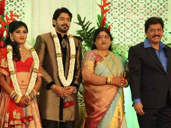 Puneeth Rajkumar, Jayanthi, Sudharani at Prajwal Devaraj and Ragini ...