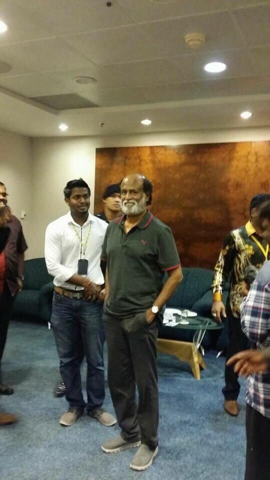 Kabali shoot in Malaysia: Rajinikanth has grand welcome at airport. Kabali,Rajinikanth,Kabali shoot in Malaysia,Superstar Rajinikanth,Superstar Rajinikanth in Malayasia,Rajinikanth in malaysia