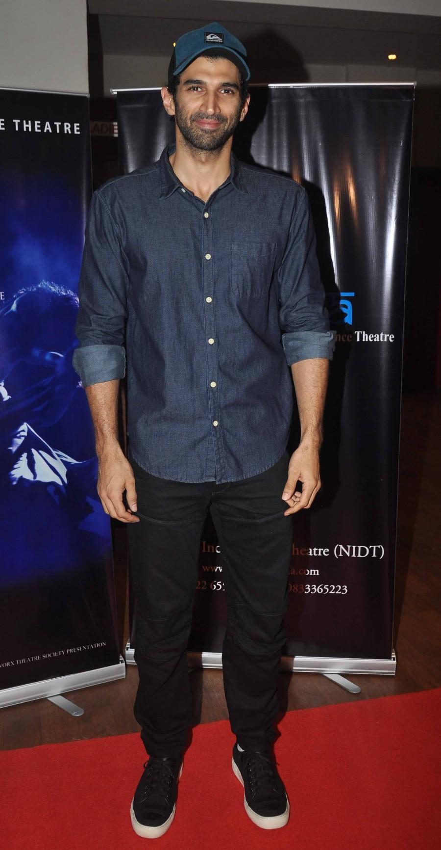 Aditya Roy Kapoor Amara,Dance Show,Aditya Roy Kapoor,Terrence Lewis,photos,abhay deol,Riteish Deshmukh,kailash kher