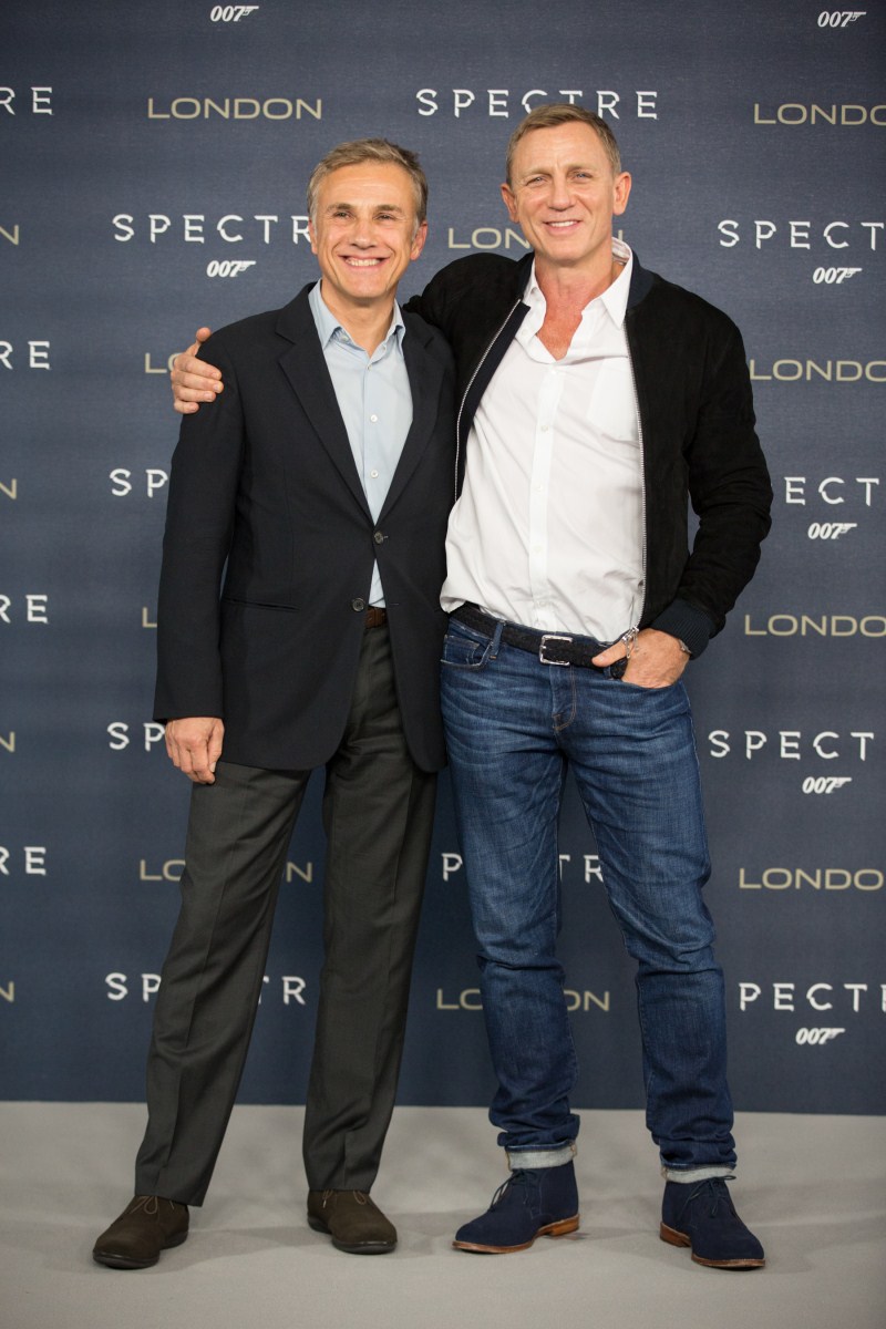Daniel Craig flashes a smile while attending a photo call for his anticipated film, Spectre, held at the Corinthia Hotel London in London, England. Monica Bellucci, Lea Seydoux, Naomie Harris, Christoph Waltz, Ben Whishaw, Dave Bautista, Andrew Scott and directer Sam Mendes attended the event. Daniel Craig,Spectre,Spectre cast,Spectre Promo,Monica Bellucci,Lea Seydoux,Naomie Harris,Christoph Waltz,Ben Whishaw,Dave Bautista,Andrew Scott