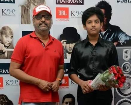 Veteran Actor and Comedian Vivek's Son Prasanna Kumar has died today (29th October).