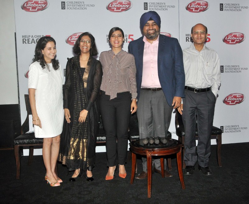 Bollywood actress Kajol launches the film 'Future Child' for NGO 'Help A Child Reach 5'. Kajol,actress Kajol,Future Child' for NGO 'Help A Child Reach 5',Help A Child Reach 5,Future Child,Kajol latest pics,Kajol images,Kajol photos,Kajol latest images,Kajol latest photos