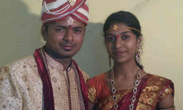 Singer Madhu Priya and Srikanth wedding event held at Sirpur Kagaznagar in Adilabad district on Friday, 30 October. Singer Madhu Priya,Madhu Priya,Madhu Priya and Srikanth,Singer Madhu Priya wedding,Singer Madhu Priya marriage,Madhu Priya wedding,Madhu Priya marriage,Singer Madhu Priya weds Srikanth,Madhu Priya Marriage Pictures,Madhu Priya Marriage pics,Madhu Priya Ma