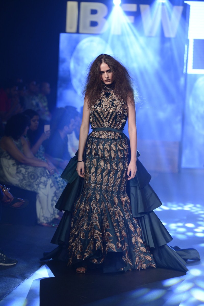 First Ever Zombie themed Indian wedding concept presented by Lalit Dalmia at Gionee India Beach Fashion Week event. Gionee,Swim Wear,Swim Wear fashion,Bridal Wear,Bridal Wear Fashion,Bridal Wear Fashion Event,India Beach Fashion Week event,swim suit,bikinis,bikinis fashion
