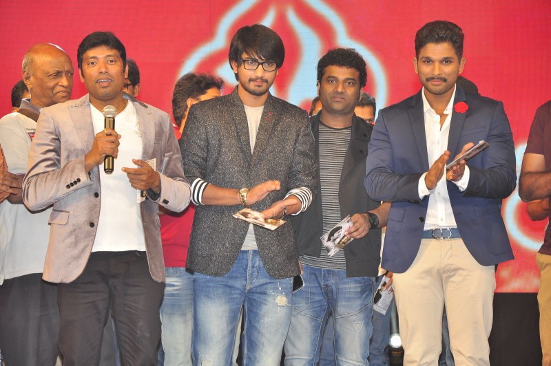 Telugu Movie Kumari 21F Audio Launch event held at Hyderabad. Actor Allu Arjun, Raj Tarun, Actress Heebah Patel, Music composer Devi Sri Prasad and Others graced the event. Allu Arjun,Kumari 21F audio launch,Devi Sri Prasad,Kumari 21F,Kumari 21F audio launch pics,Kumari 21F audio launch images,Kumari 21F audio launch photos,Kumari 21F audio launch pictures