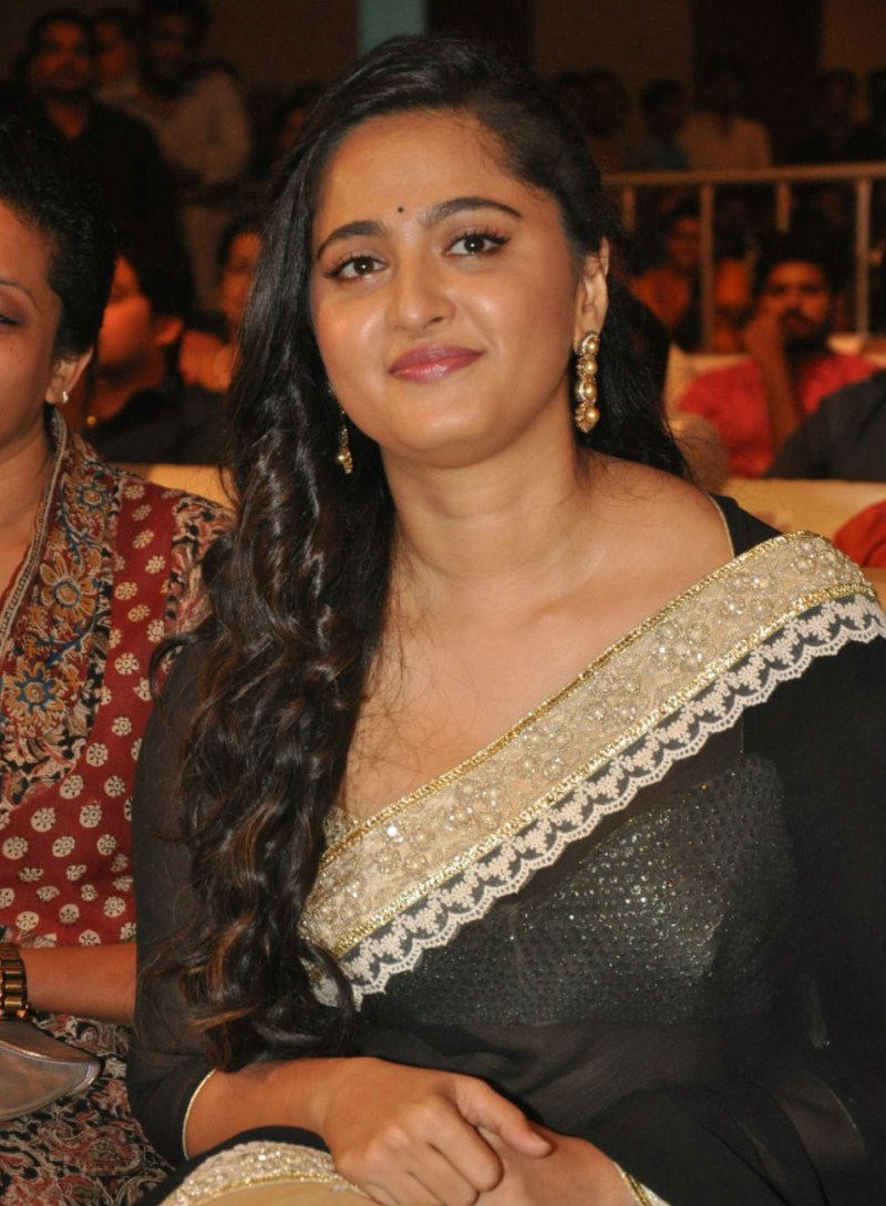 Anushka's upcoming Size Zero Movie Audio Launch event held at Hyderabad. Actress Sonal Chauhan, Rajamouli, Rana Daggubati, Arya and Other celebs graced the event. Size Zero audio launch,Size Zero,Anushka Shetty,Rajamouli,Rana Daggubati,Arya,Size Zero audio launch pics,Size Zero audio launch images,Size Zero audio launch photos,Size Zero audio launch stills,Size Zero audio launch pictures