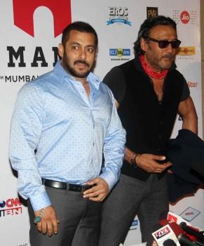 Closing Ceremony of Jio MAMI 17th Mumbai Film Festival 2015 held in a grand manner in Mumbai on 5 November. Actor Salman Khan, Saif Ali Khan, Riteish Deshmukh, Radhika Apte, Kalki Koechlin, Jackie Shroff, Tisca Chopra, Kiran Rao, Kunal Kapoor and many others attended the event.