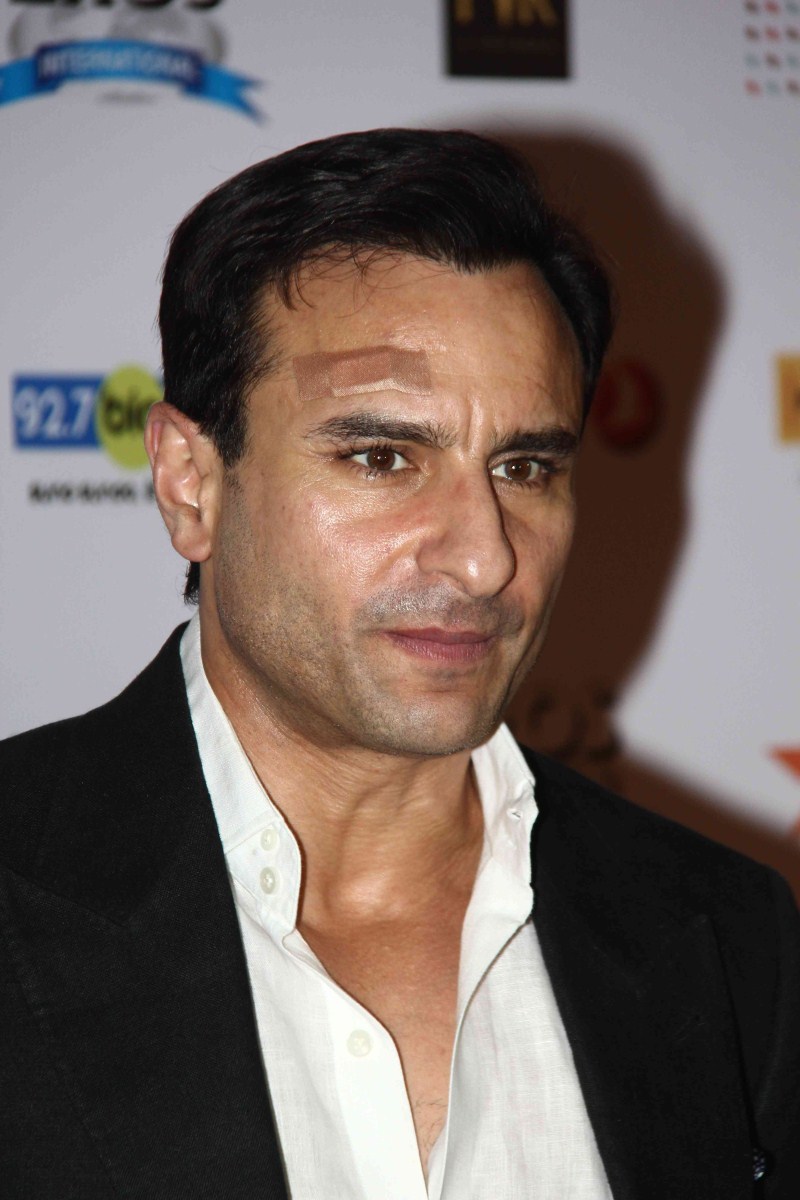 Closing Ceremony of Jio MAMI 17th Mumbai Film Festival 2015 held in a grand manner in Mumbai on 5 November. Actor Salman Khan, Saif Ali Khan, Riteish Deshmukh, Radhika Apte, Kalki Koechlin, Jackie Shroff, Tisca Chopra, Kiran Rao, Kunal Kapoor and many others attended the event. Jio MAMI 2015 closing ceremony,Jio MAMI 2015,Salman Khan,Saif Ali Khan,Radhika Apte,Riteish Deshmukh,Kalki Koechlin,Jackie Shroff,Tisca Chopra,Kiran Rao,Kunal Kapoor,Jio MAMI 2015 closing ceremony pics,Jio MAMI 2015 closing ceremony images,Jio MAMI 2015 c