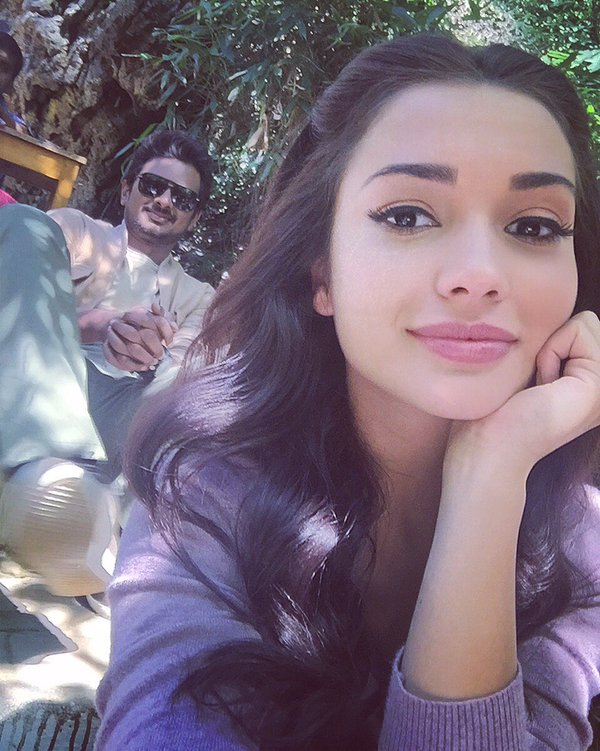 Gethu is an upcoming Tamil drama film directed by Thirukumaran, starring Udhayanidhi Stalin and Amy Jackson in the leading roles. Geththu,Gethu,Udhayanidhi Stalin and Amy Jackson,Udhayanidhi Stalin,Amy Jackson,Sathyaraj,Gethu movie stills,Gethu movie pics,Gethu movie images,Gethu movie photos,Gethu movie pictures