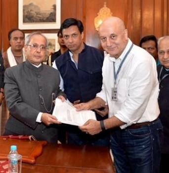 Veteran actor Anupam Kher met President Pranab Mukherjee on Saturday and said he had a 