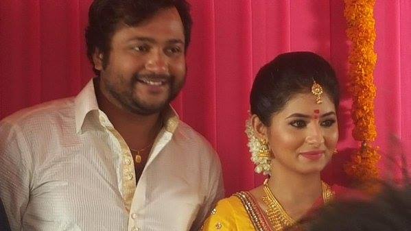 Bobby Simha and Reshmi Menon's engagement held in a private guest house in Mylapore in Chennai on 8 November. Bobby Simha and Reshmi Menon,Bobby Simha,Reshmi Menon,reshmi menon engagement,bobby simha engagement,bobby simha engagement photos,bobby simha wedding,Reshmi Menon wedding