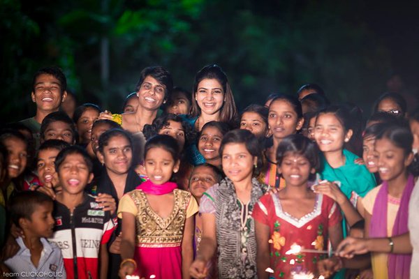 South indian actress Samantha celebrates Diwali with HIV affected kids on 11 November at Desire Society. Samantha,actress Samantha,Samantha celebrates Diwali with kids,Samantha celebrates Diwali,Samantha latest pics,Samantha latest images,Samantha latest photos,Samantha latest stills,Samantha latest pictures,Samantha pics