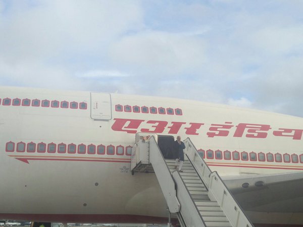 Indian Prime Minister Narendra Modi arrived in London on Thursday for a three-day visit to Britain that will see India and Britain sign a number of pacts on mutual investments and Defence cooperation. Narendra Modi reaches London,Narendra Modi in London,Modi in UK,Modi visit to Britain,Modi in Britain
