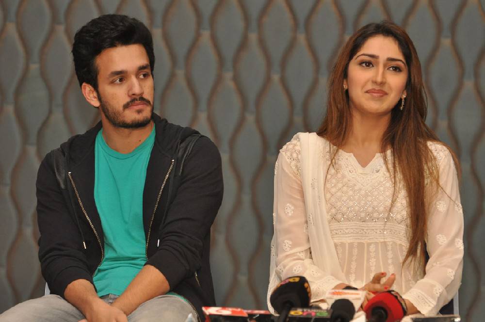 Telugu Movie Akhil: The Power Of Jua success meet held at Hyderabad. Actor Akkineni Nagarjuna, Akhil Akkineni, Nithin Reddy, Actress Sayesha Saigal, Director VV Vinayak, Comedy Actor Brahmanandam, Vennela Kishore and Sudhakar Reddy graced the event. Akhil Movie Success Meet,Akhil Success Meet,Akkineni Nagarjuna,Akhil Akkineni,Nithin Reddy,Sayesha Saigal,VV Vinayak,Brahmanandam,Vennela Kishore,Sudhakar Reddy,Akhil Movie Success Meet pics,Akhil Movie Success Meet images,Akhil Movie Success Meet photos