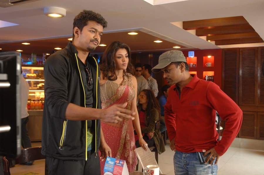 Ilayathalapathy Vijay's Thuppakki film released worldwide on 13 November and now it is celebrating its 3rd year. In twitter the tag #3YearsOfThunderingThupakki is trending worldwide. Ilayathalapathy Vijay,Vijay,Vijay's Thuppakki completes Three Years,Thuppakki Three Years,actor Vijay,AR Murugadoss,Kajal Agarwal,#3YearsOfThunderingThupakki